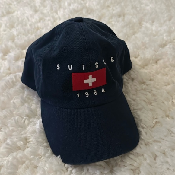 Brandy Melville Accessories - Brandy Melville Baseball Cap
